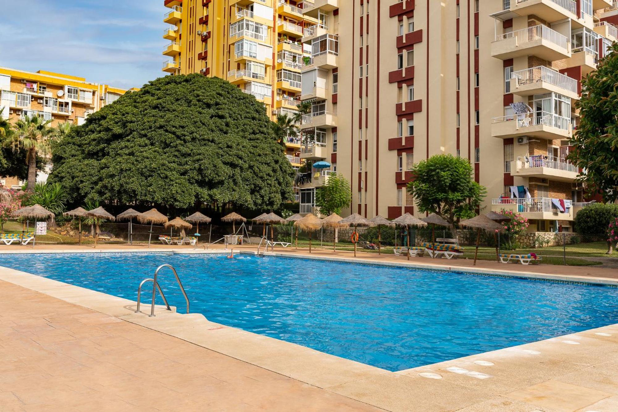 Appartamento Blonzu Angola Benalmádena Esterno foto