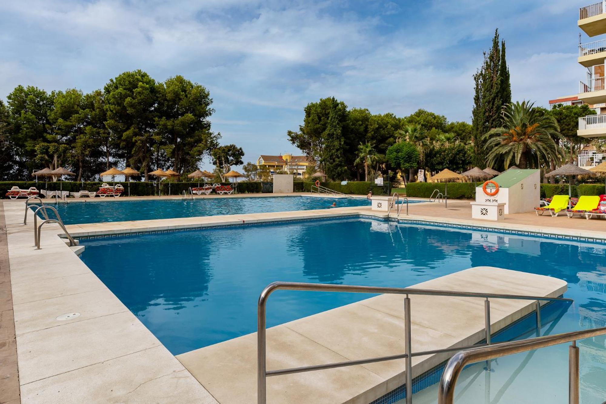 Appartamento Blonzu Angola Benalmádena Esterno foto